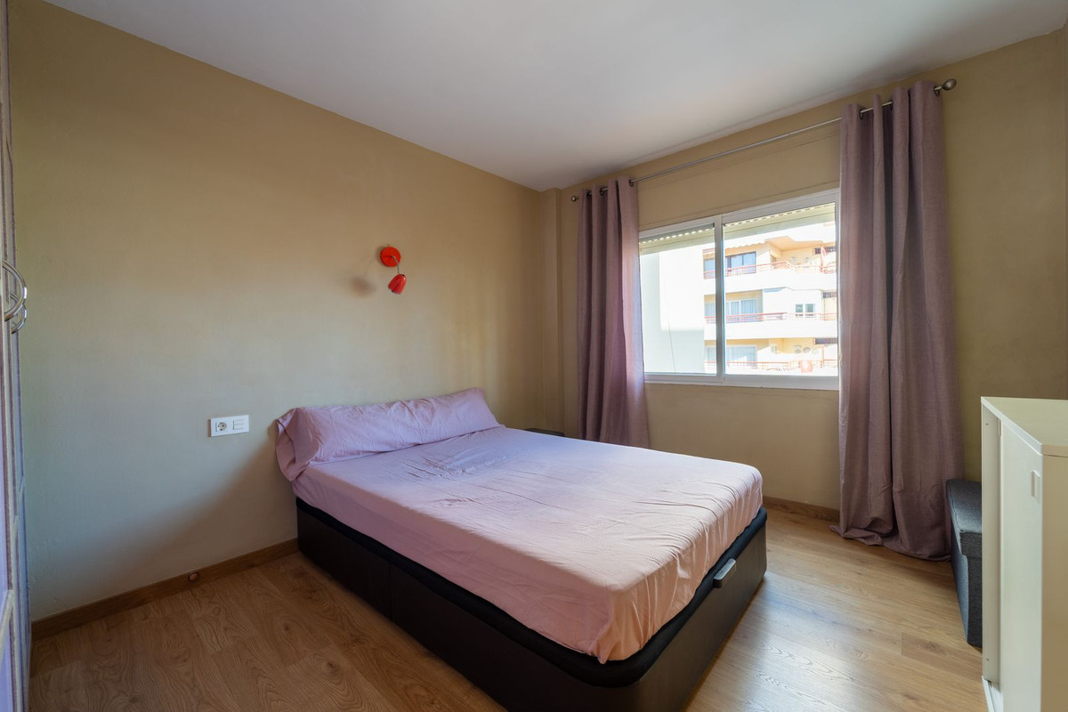Se vende Apartamento Planta Media de 3 dormitorios en Costa Del Sol, Málaga, España