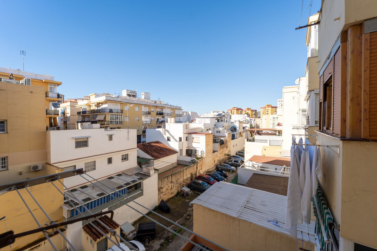 Se vende Apartamento Planta Media de 3 dormitorios en Costa Del Sol, Málaga, España