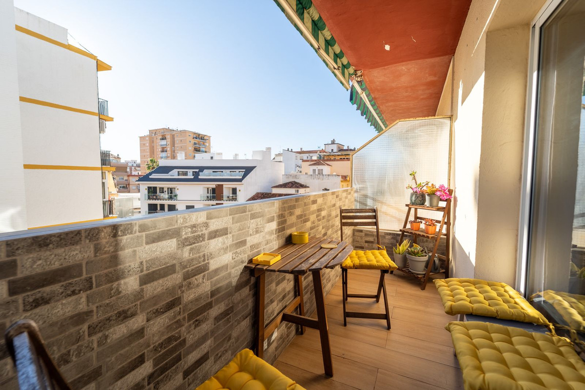 Se vende Apartamento Planta Media de 3 dormitorios en Costa Del Sol, Málaga, España