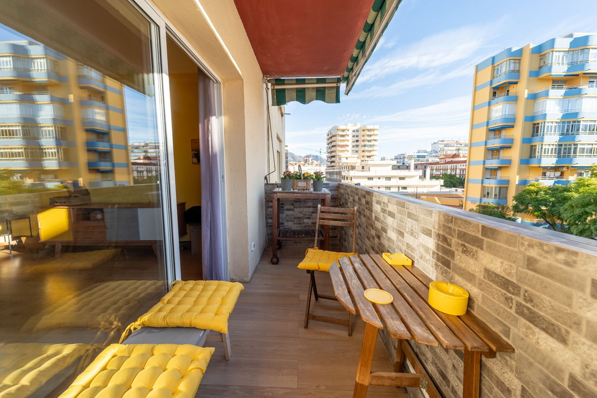 Se vende Apartamento Planta Media de 3 dormitorios en Costa Del Sol, Málaga, España