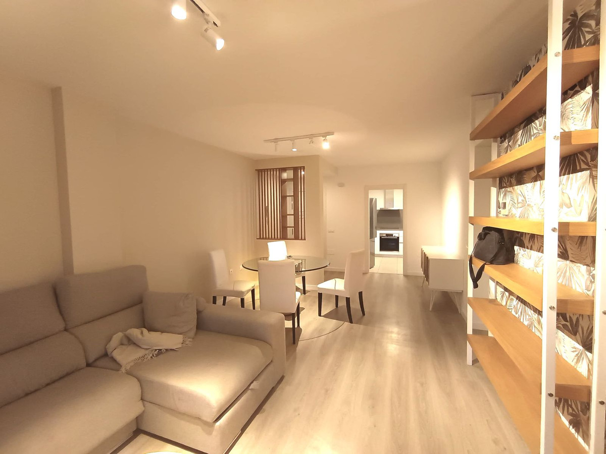 3 Bed Apartment for sale in Nueva Andalucía Costa Del Sol, Málaga, Spain