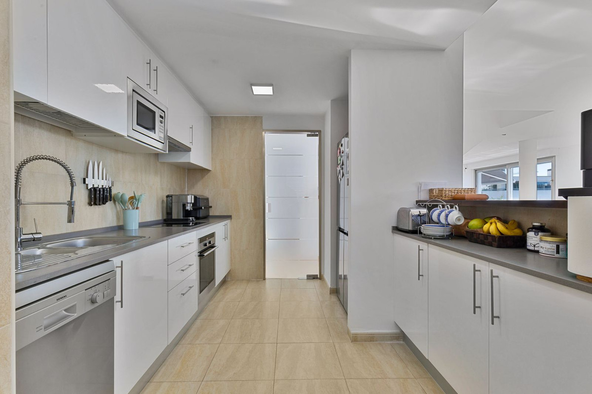 5 Bed Apartment for sale in La Cala Golf Costa Del Sol, Málaga, Spain