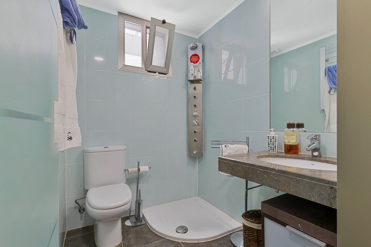 5 Bed Apartment for sale in La Cala Golf Costa Del Sol, Málaga, Spain