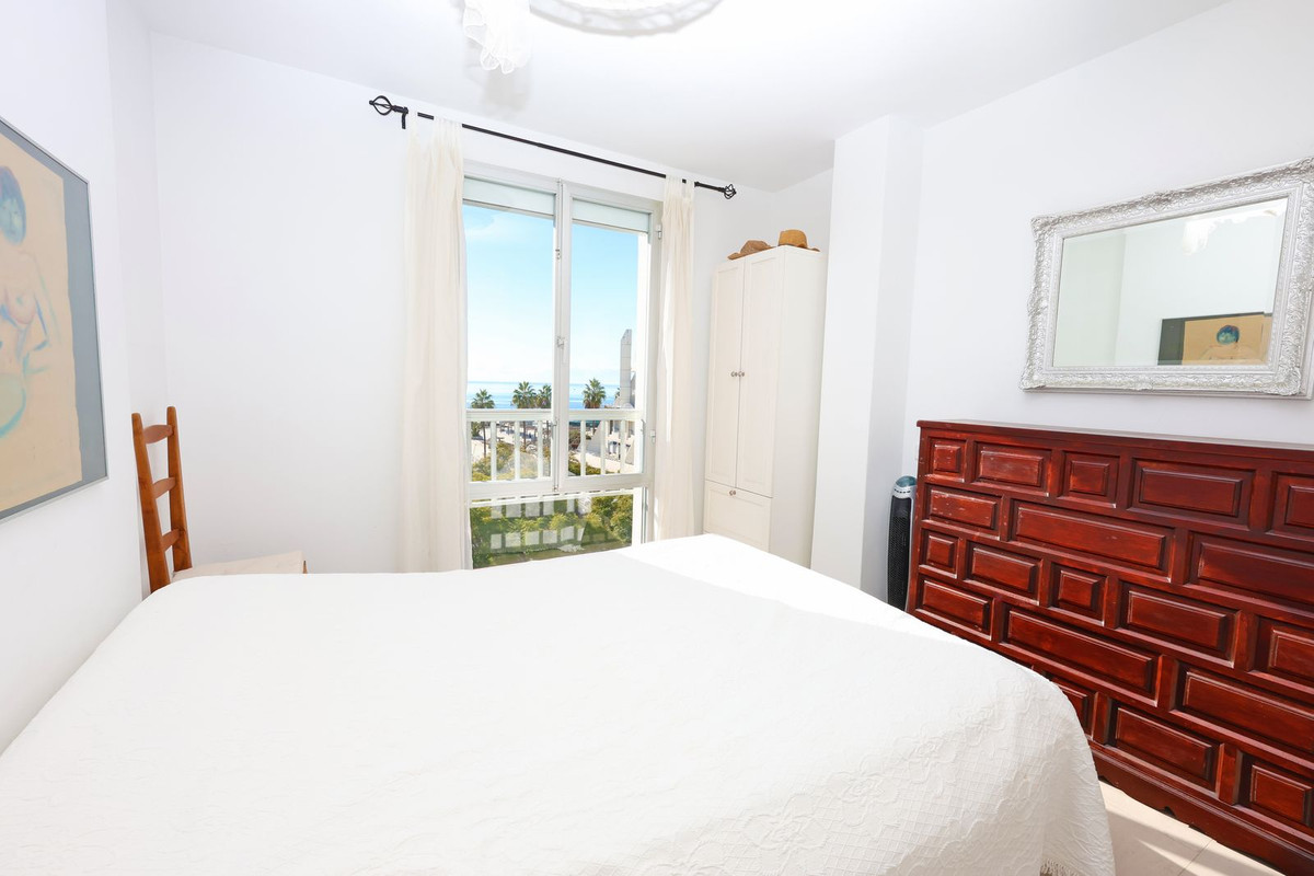 3 Bed Apartment for sale in Marbella Costa Del Sol, Málaga, Spain