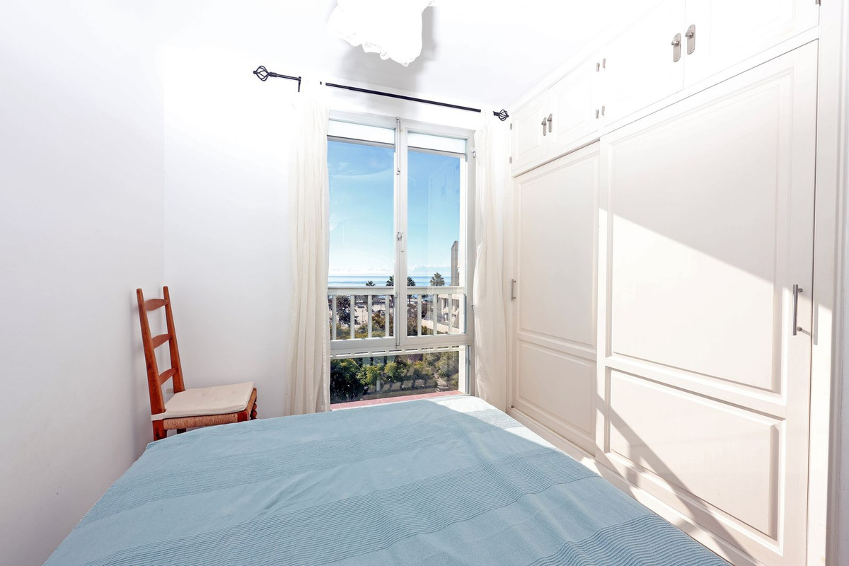3 Bed Apartment for sale in Marbella Costa Del Sol, Málaga, Spain