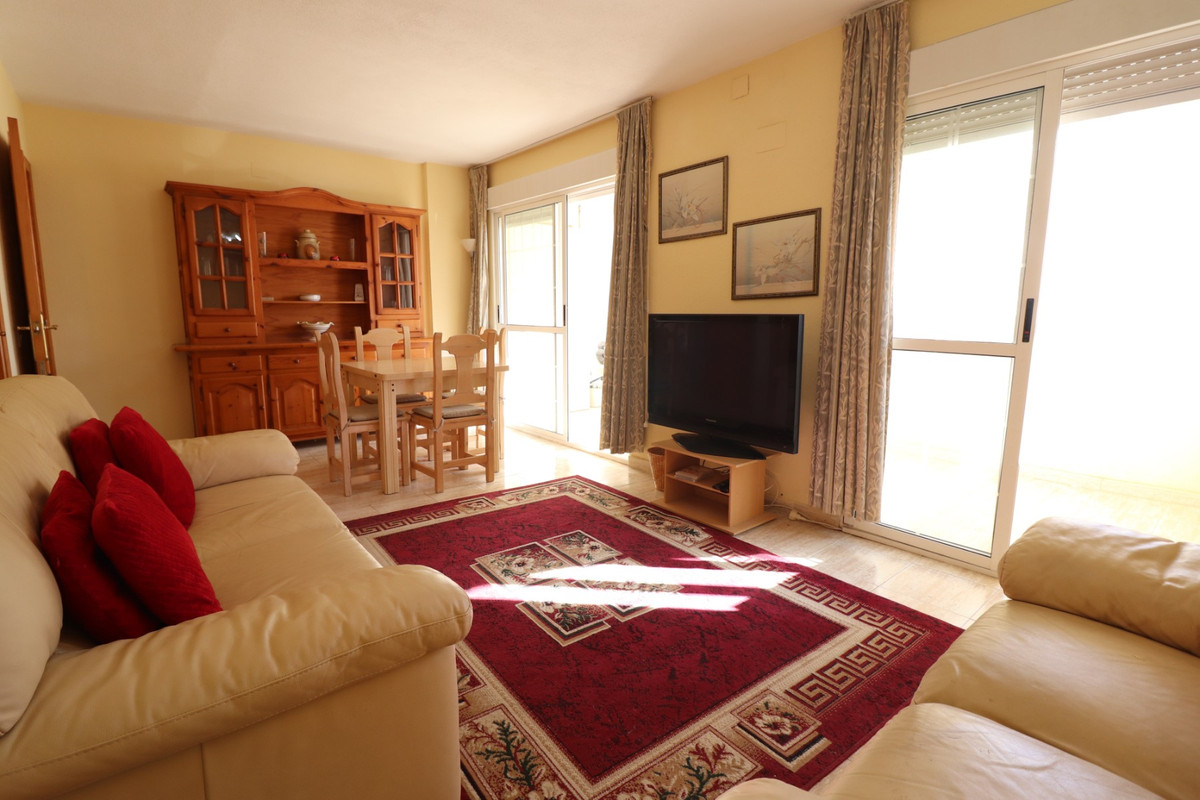 Se vende Apartamento Planta Baja de 2 dormitorios en Costa Blanca, Alicante, España
