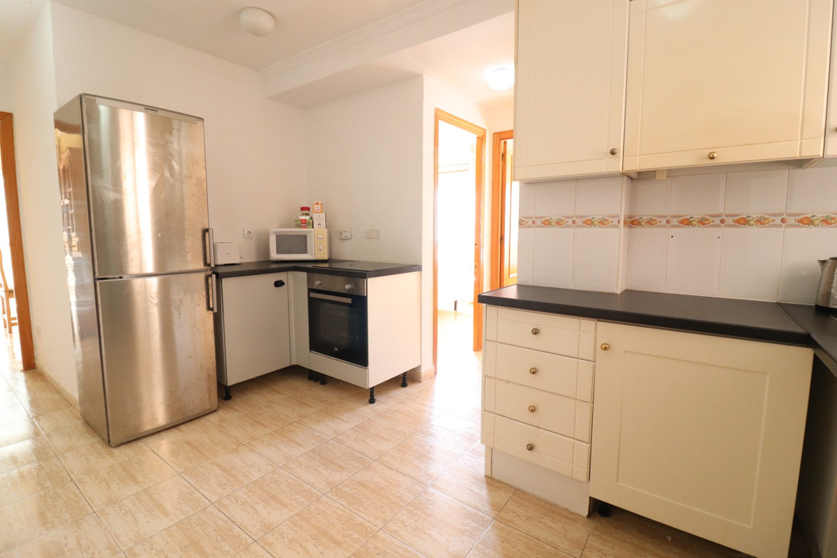 Se vende Apartamento Planta Baja de 2 dormitorios en Costa Blanca, Alicante, España
