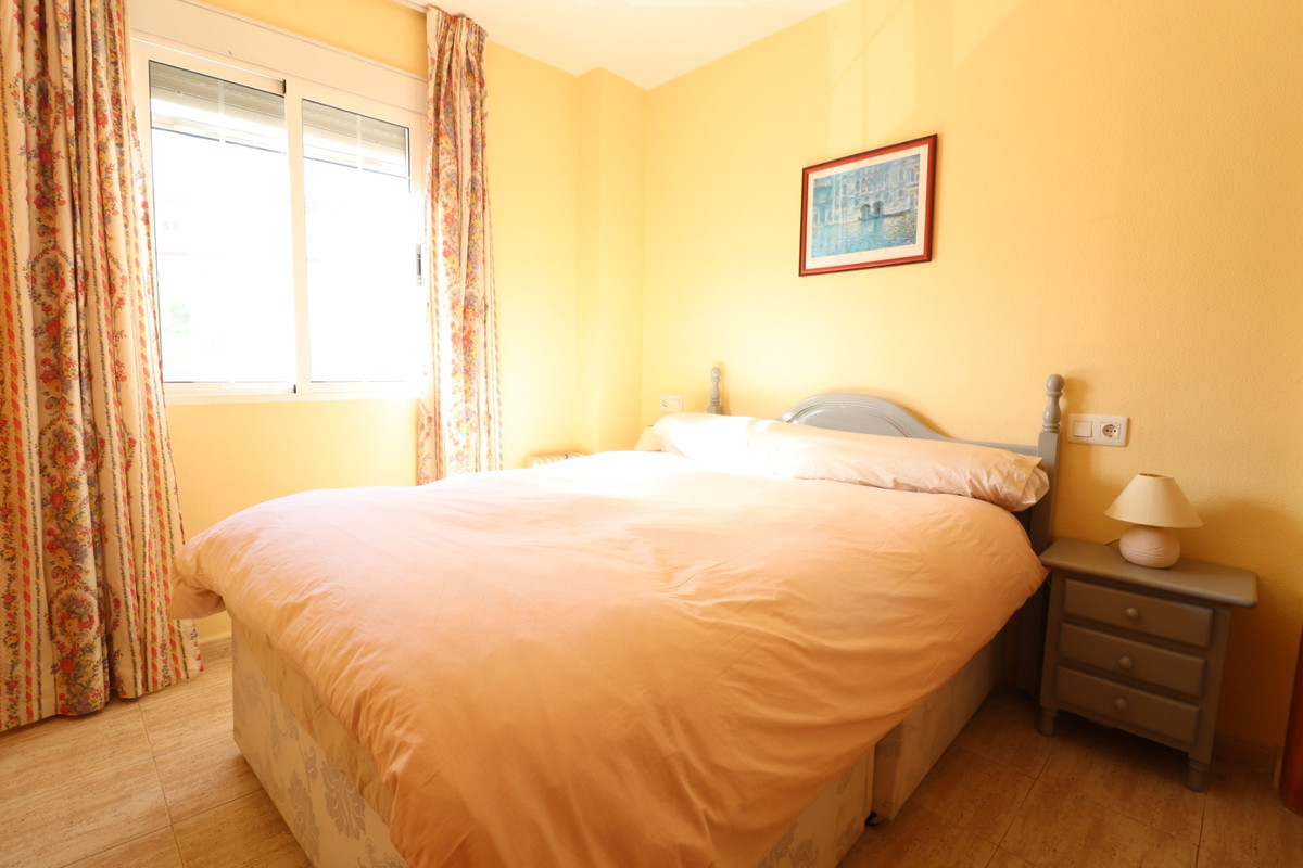 Se vende Apartamento Planta Baja de 2 dormitorios en Costa Blanca, Alicante, España