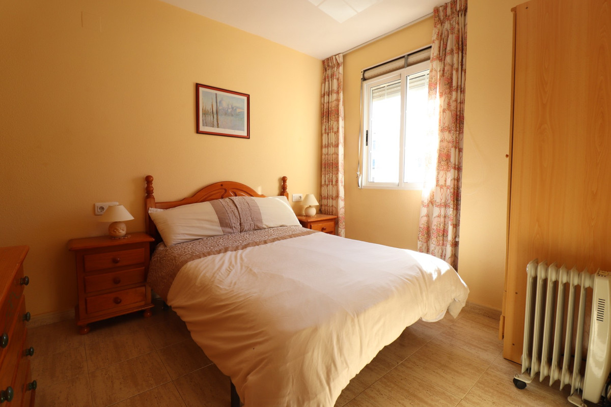 Se vende Apartamento Planta Baja de 2 dormitorios en Costa Blanca, Alicante, España