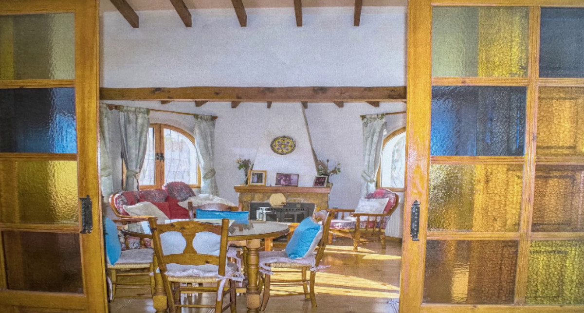 Se vende Villa - Chalet de 4 dormitorios en Costa Blanca, Alicante, España