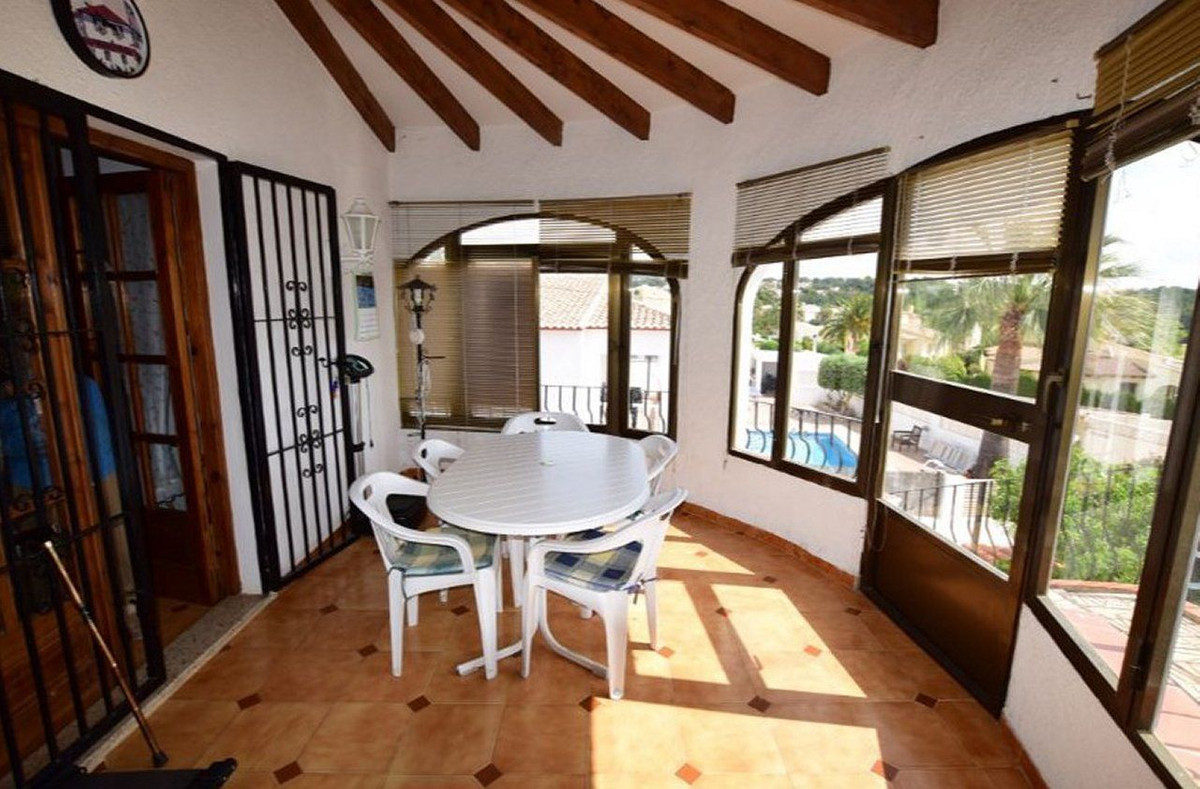 Se vende Villa - Chalet de 4 dormitorios en Costa Blanca, Alicante, España