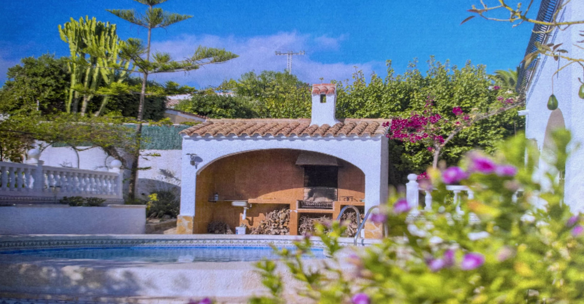 Se vende Villa - Chalet de 4 dormitorios en Costa Blanca, Alicante, España