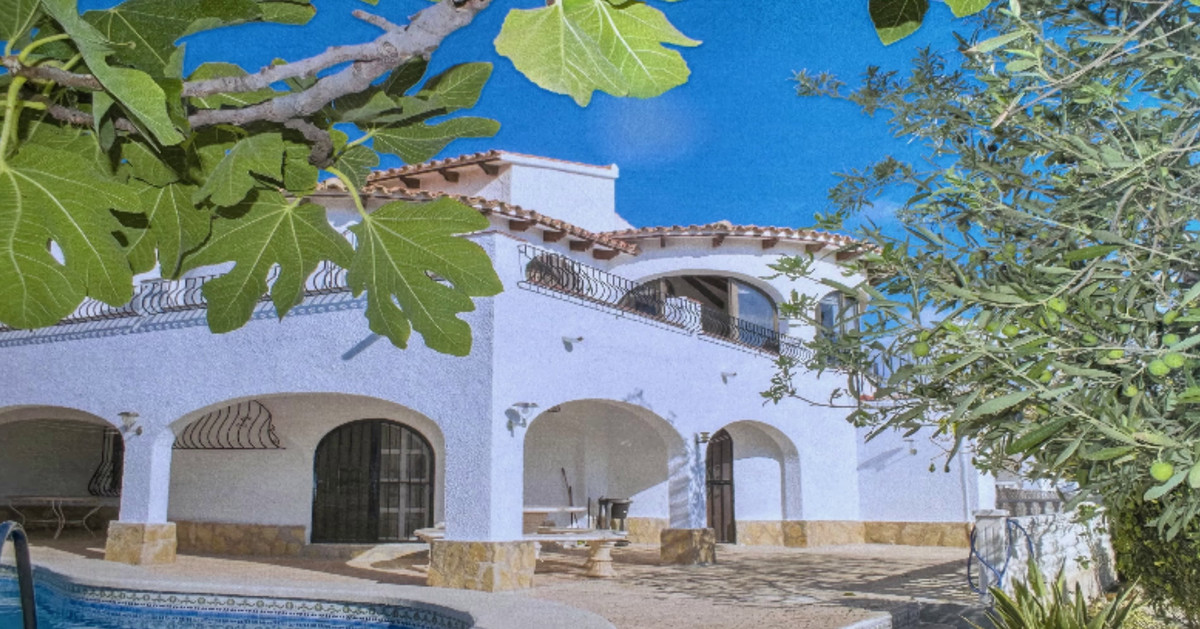 Se vende Villa - Chalet de 4 dormitorios en Costa Blanca, Alicante, España