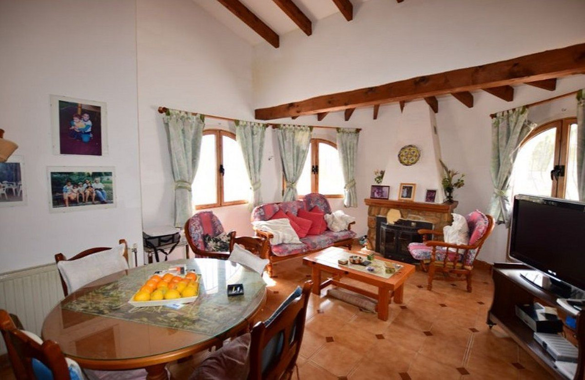 Se vende Villa - Chalet de 4 dormitorios en Costa Blanca, Alicante, España