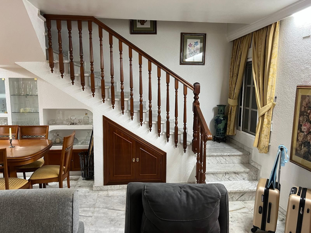 4 Bed Townhouse for sale in Nueva Andalucía Costa Del Sol, Málaga, Spain