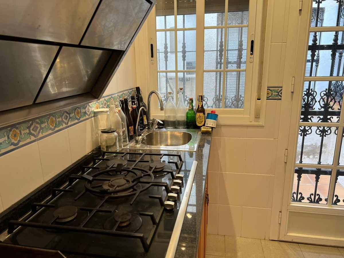 4 Bed Townhouse for sale in Nueva Andalucía Costa Del Sol, Málaga, Spain