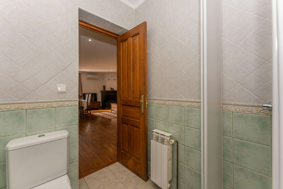 Se vende Villa - Chalet de 2 dormitorios en Costa Del Sol, Málaga, España