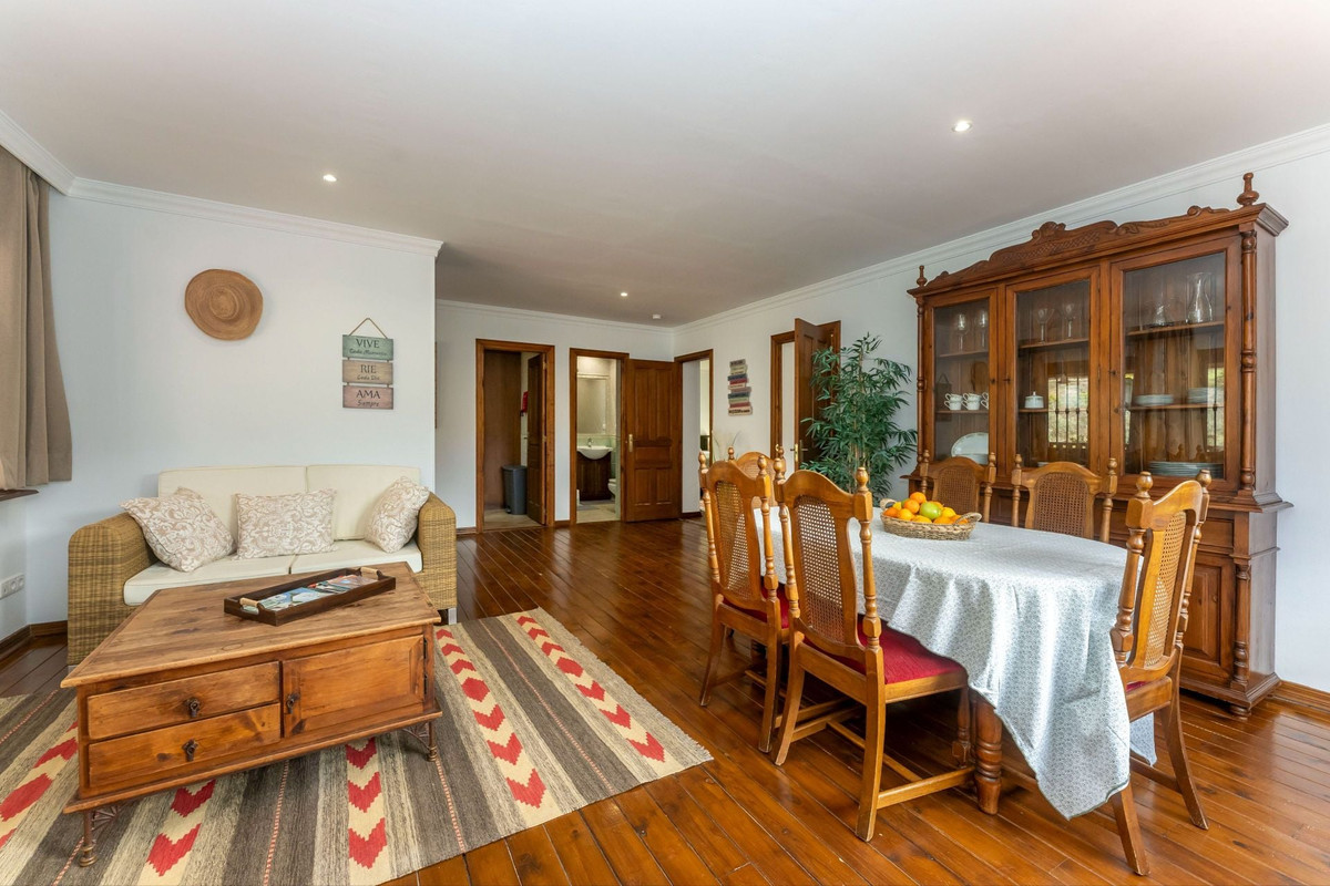 Se vende Villa - Chalet de 2 dormitorios en Costa Del Sol, Málaga, España