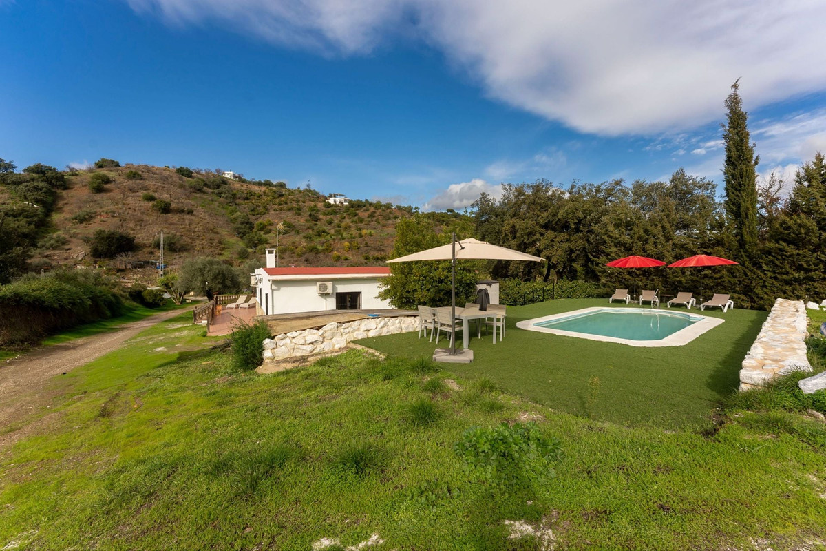 Se vende Villa - Chalet de 2 dormitorios en Costa Del Sol, Málaga, España