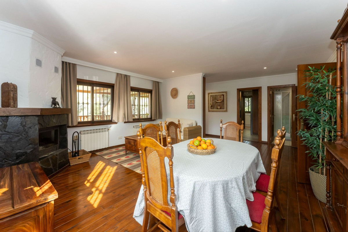 Se vende Villa - Chalet de 2 dormitorios en Costa Del Sol, Málaga, España