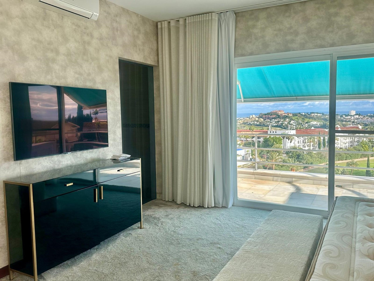 Se vende Villa - Chalet de 4 dormitorios en Costa Del Sol, Málaga, España