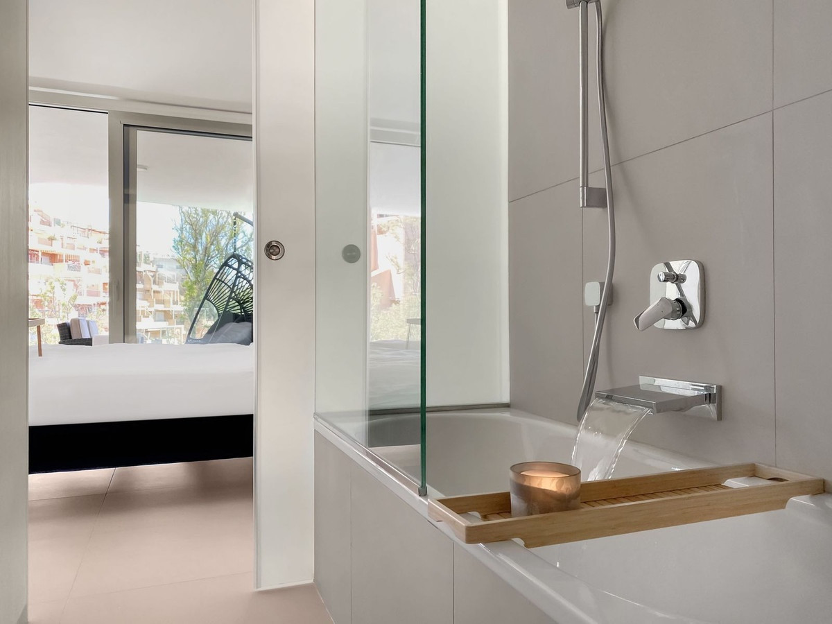 2 Bed Apartment for sale in Carvajal Costa Del Sol, Málaga, Spain