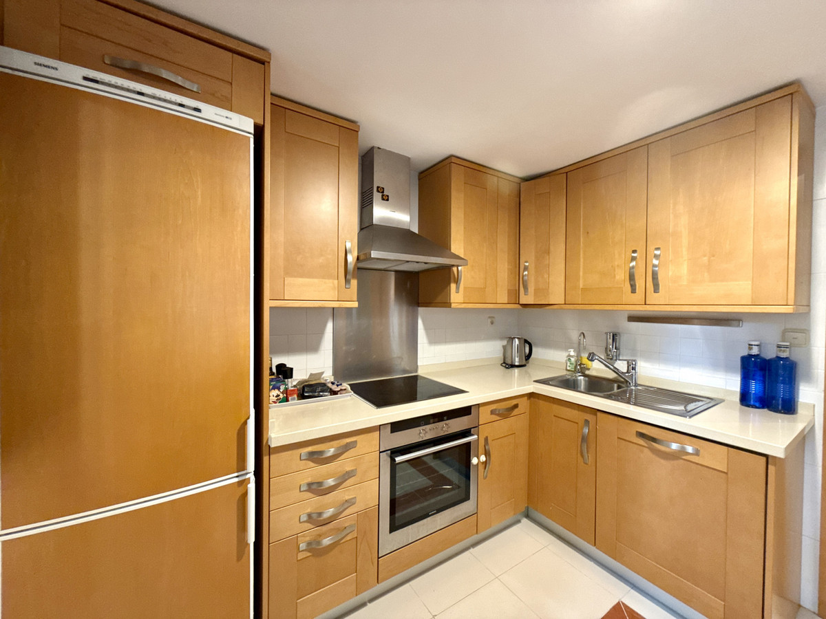 2 Bed Apartment for sale in Puerto Banús Costa Del Sol, Málaga, Spain
