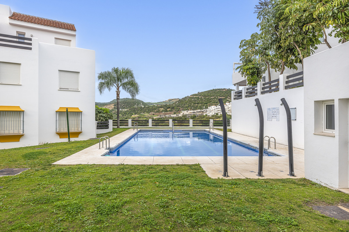 2 Bed Apartment for sale in Estepona Costa Del Sol, Málaga, Spain