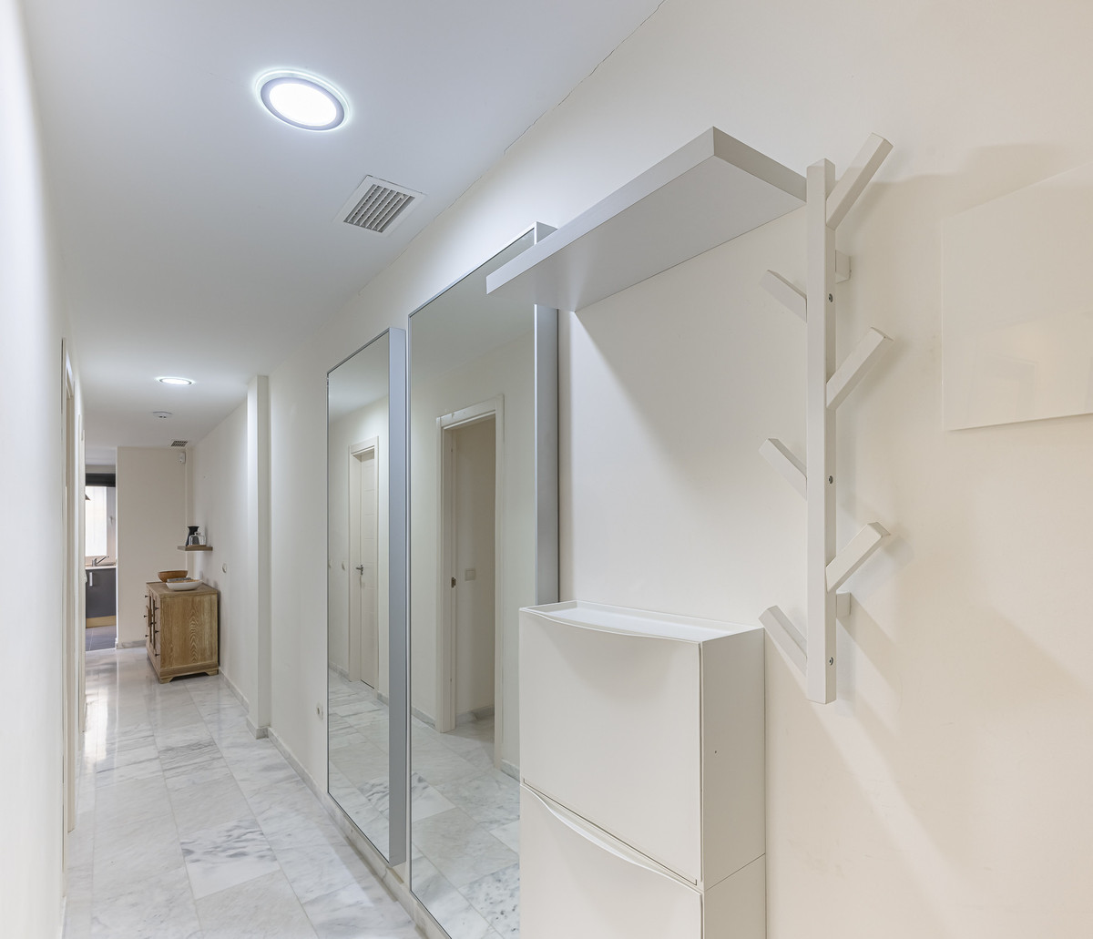 2 Bed Apartment for sale in Estepona Costa Del Sol, Málaga, Spain