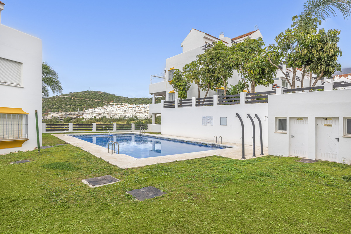 2 Bed Apartment for sale in Estepona Costa Del Sol, Málaga, Spain