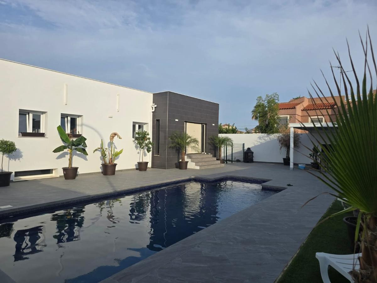 5 Bed Townhouse for sale in Ciudad Quesada Costa Blanca, Alicante, Spain