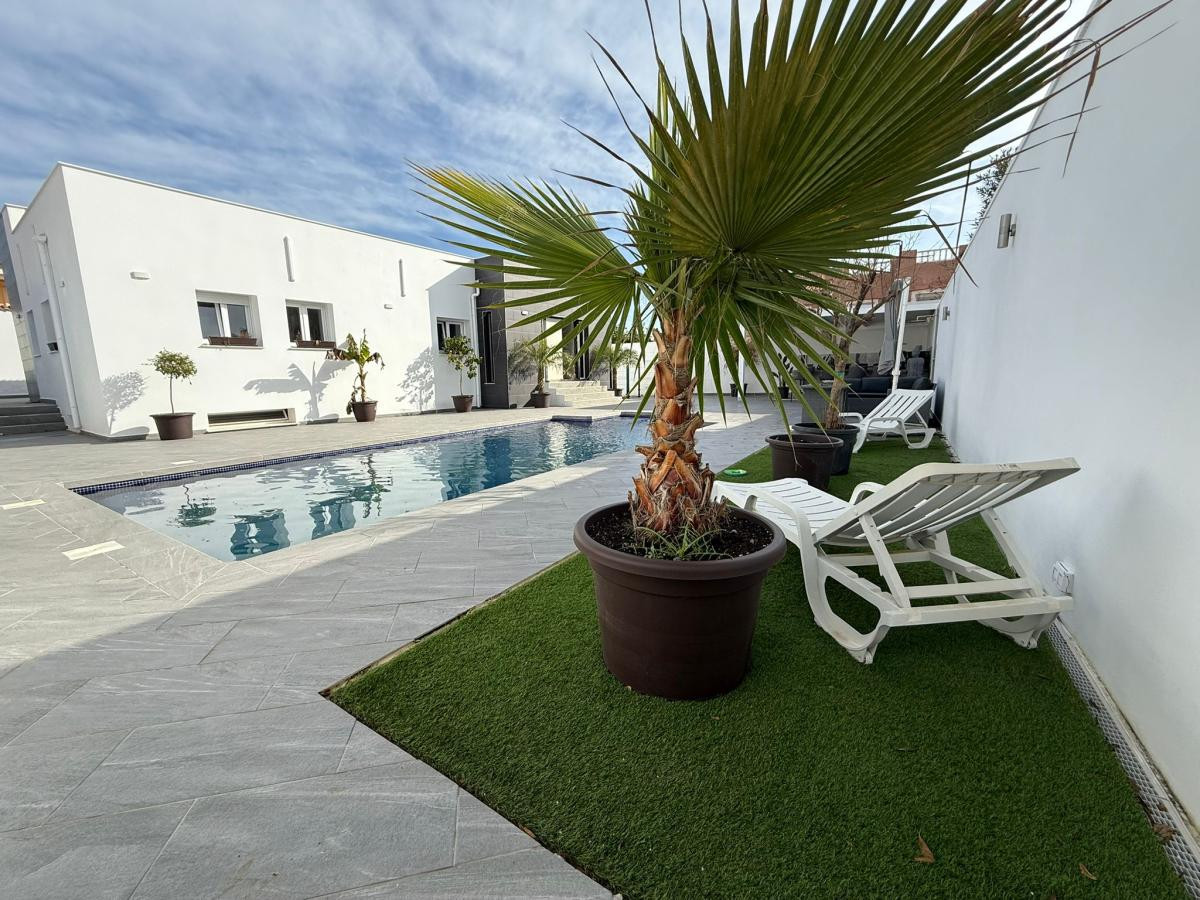 5 Bed Townhouse for sale in Ciudad Quesada Costa Blanca, Alicante, Spain