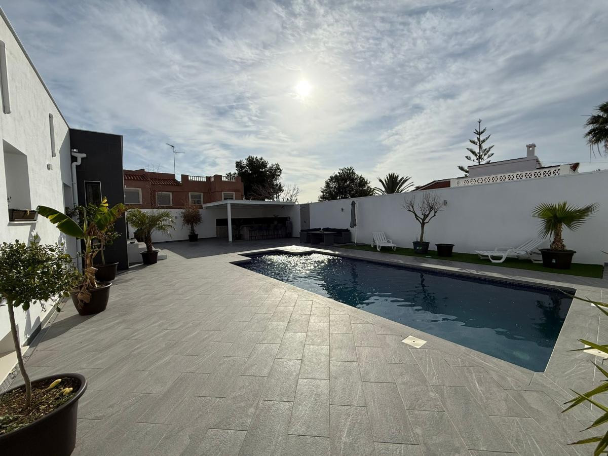 5 Bed Townhouse for sale in Ciudad Quesada Costa Blanca, Alicante, Spain