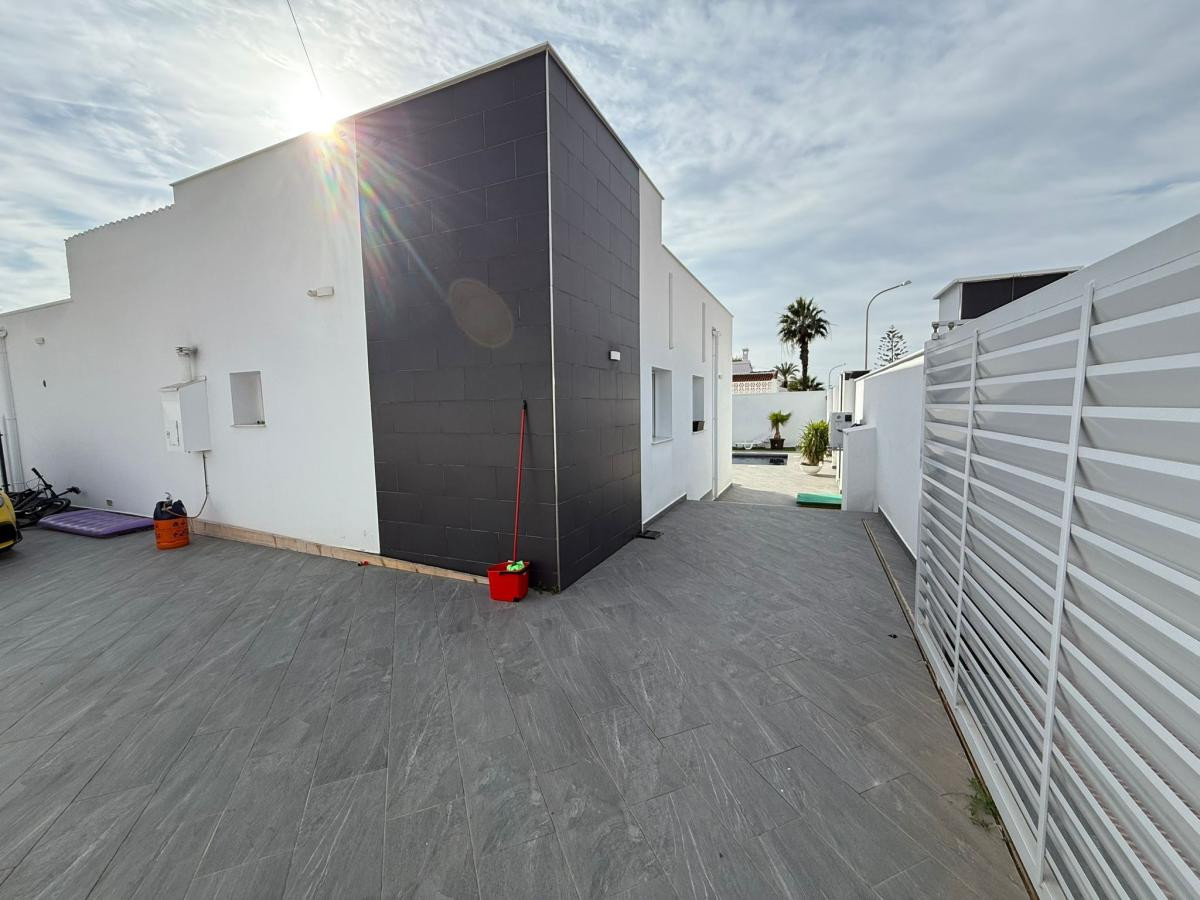 5 Bed Townhouse for sale in Ciudad Quesada Costa Blanca, Alicante, Spain