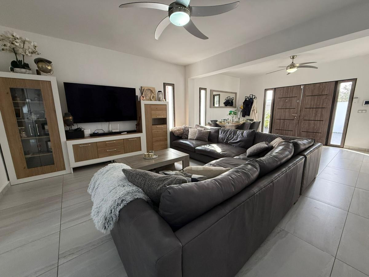 5 Bed Townhouse for sale in Ciudad Quesada Costa Blanca, Alicante, Spain