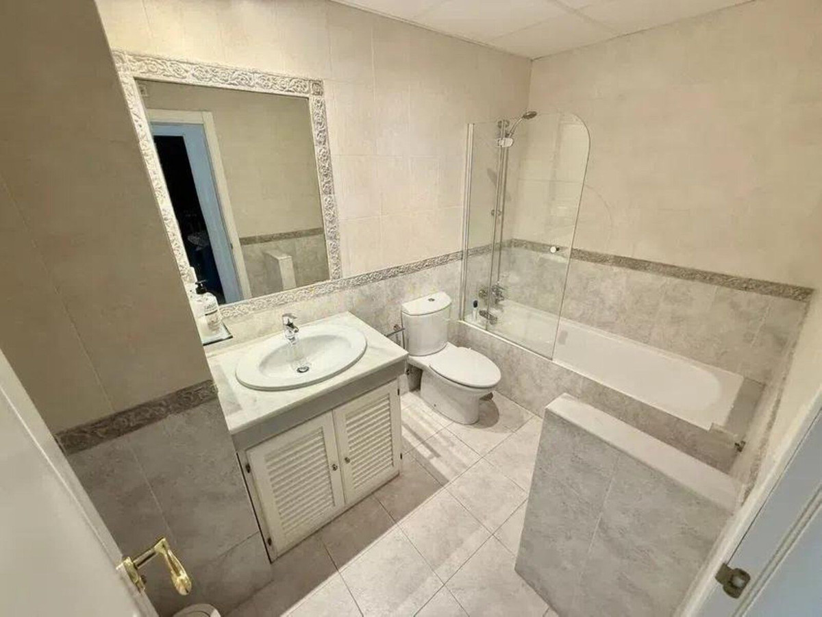 4 Bed Apartment for sale in Hacienda Del Sol Costa Del Sol, Málaga, Spain