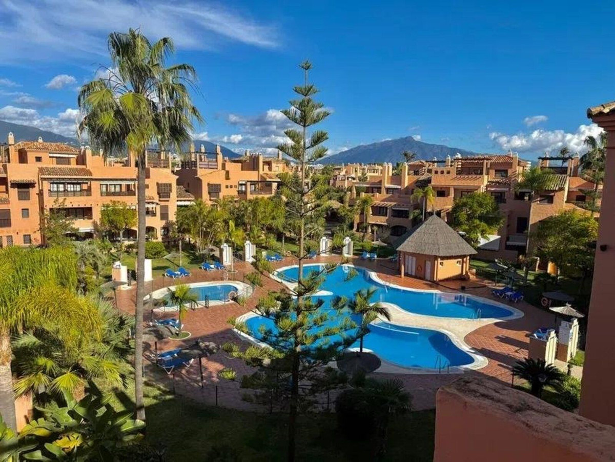 4 Bed Apartment for sale in Hacienda Del Sol Costa Del Sol, Málaga, Spain