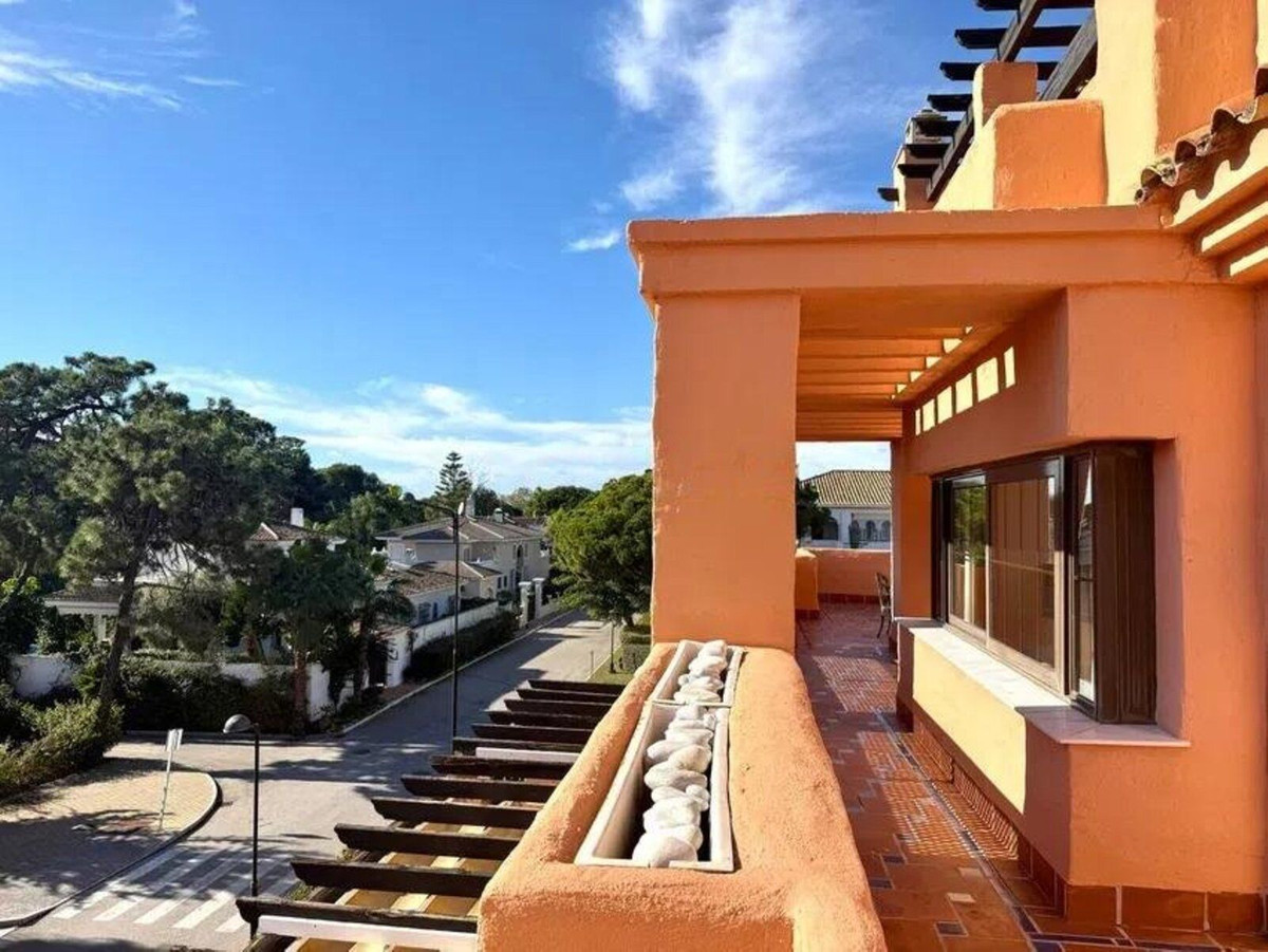 4 Bed Apartment for sale in Hacienda Del Sol Costa Del Sol, Málaga, Spain