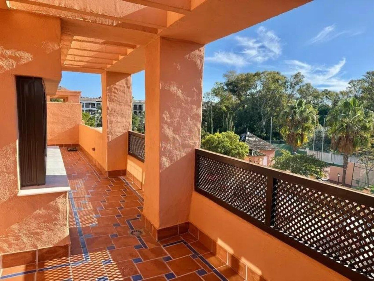 4 Bed Apartment for sale in Hacienda Del Sol Costa Del Sol, Málaga, Spain