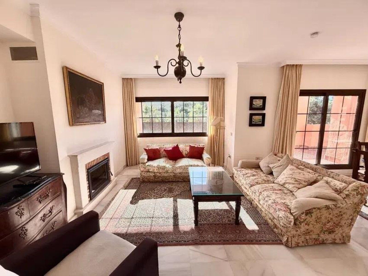4 Bed Apartment for sale in Hacienda Del Sol Costa Del Sol, Málaga, Spain