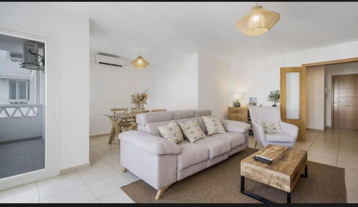 3 Bed Apartment for sale in Nueva Andalucía Costa Del Sol, Málaga, Spain