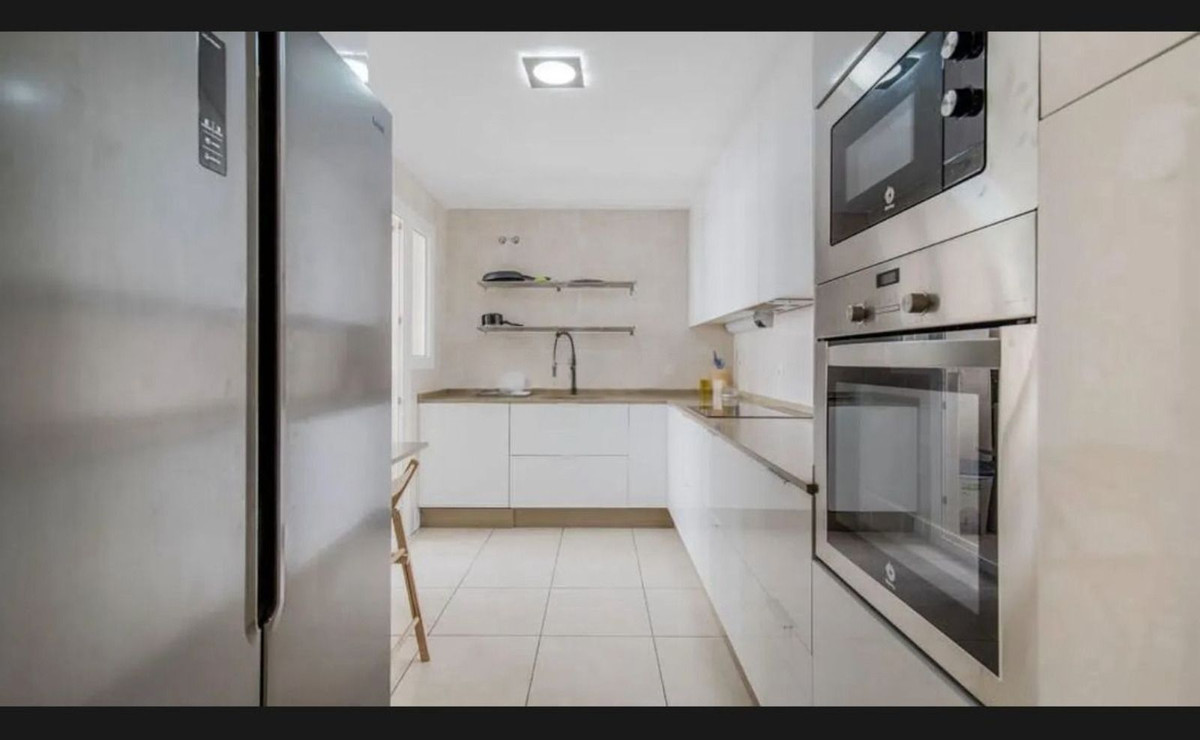 3 Bed Apartment for sale in Nueva Andalucía Costa Del Sol, Málaga, Spain