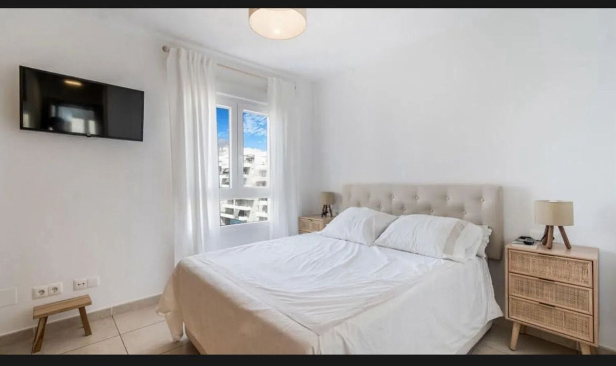 3 Bed Apartment for sale in Nueva Andalucía Costa Del Sol, Málaga, Spain