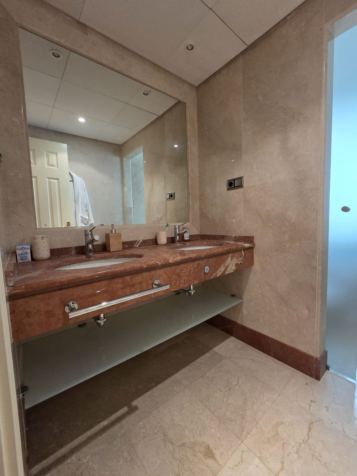 3 Bed Apartment for sale in Sierra Blanca Costa Del Sol, Málaga, Spain