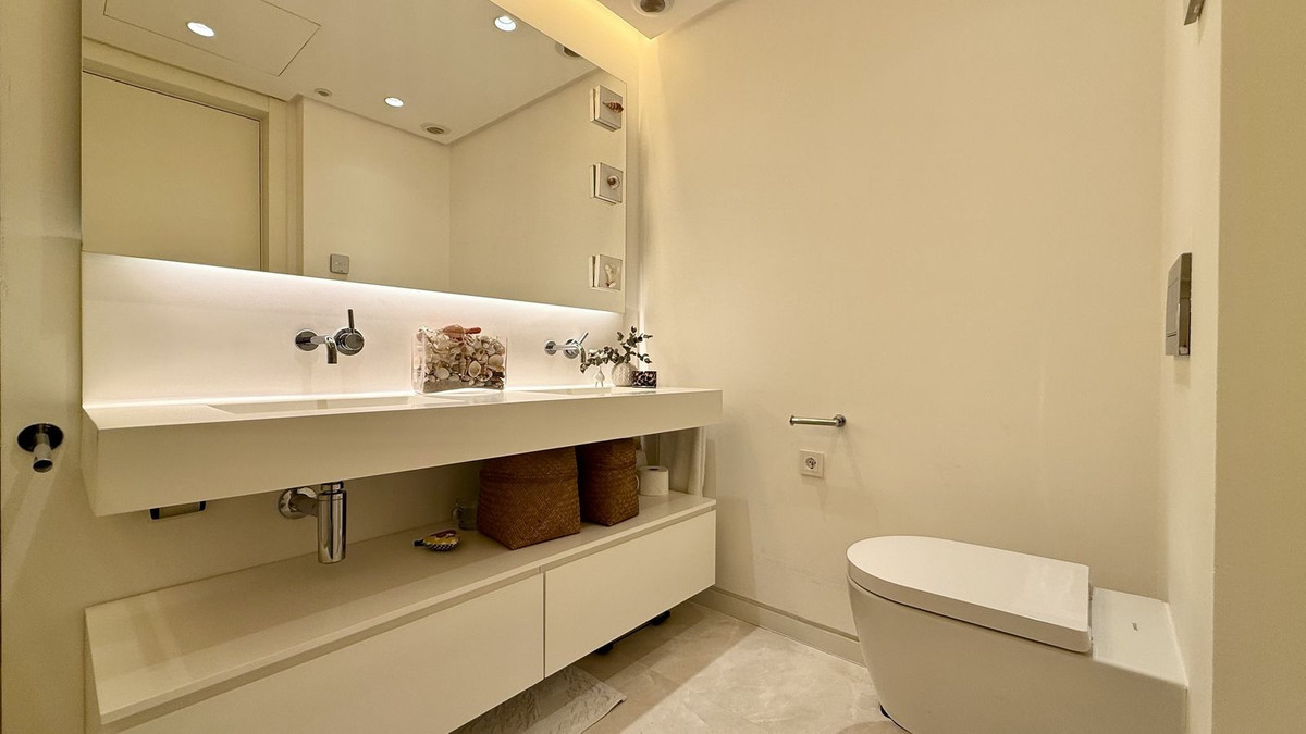 3 Bed Apartment for sale in Ojén Costa Del Sol, Málaga, Spain