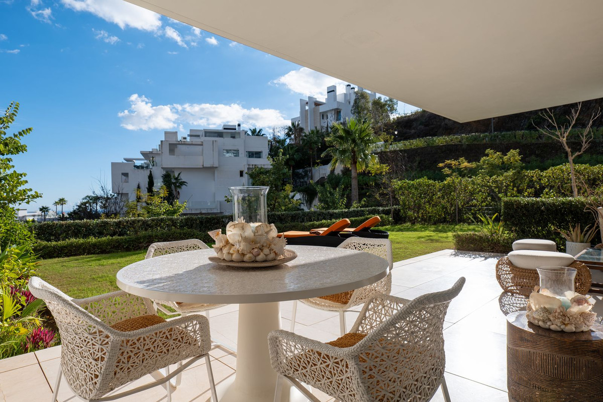 3 Bed Apartment for sale in Ojén Costa Del Sol, Málaga, Spain