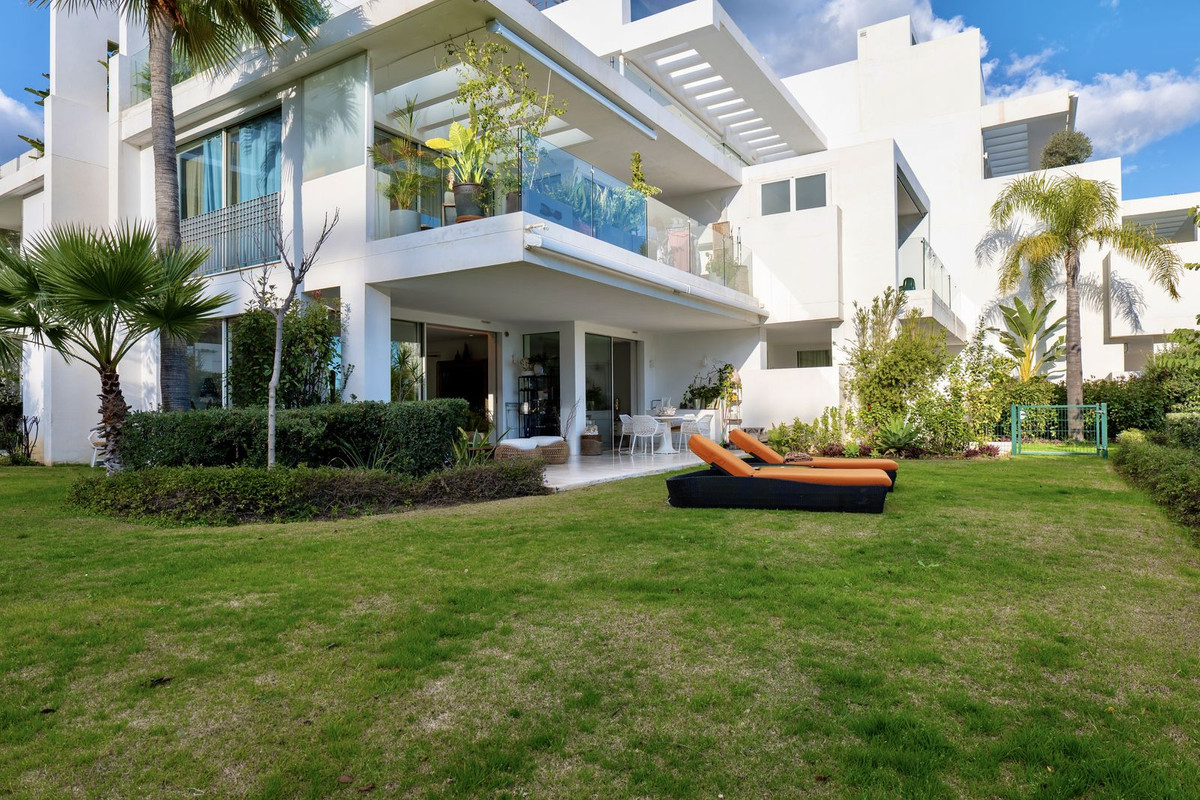 3 Bed Apartment for sale in Ojén Costa Del Sol, Málaga, Spain