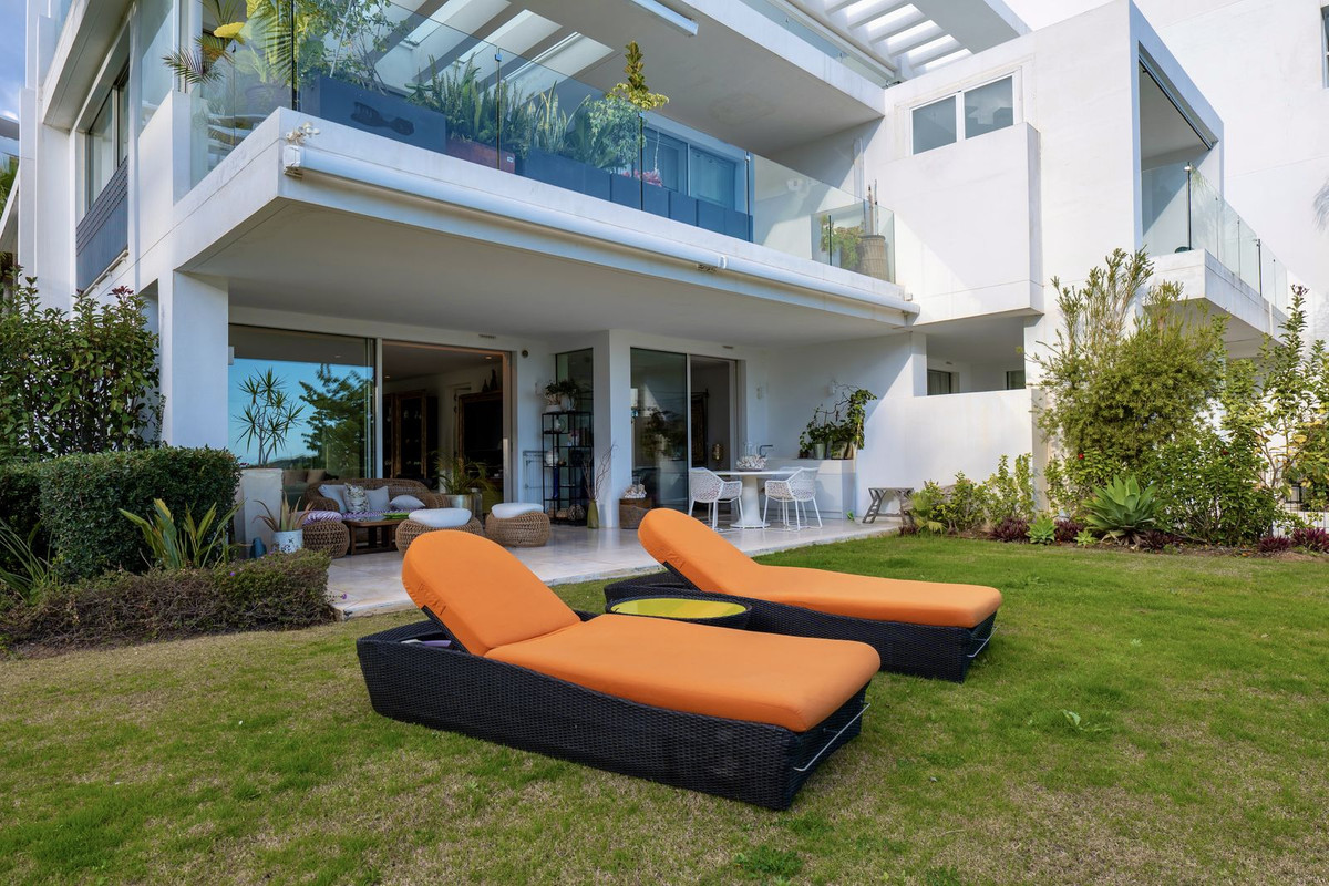 3 Bed Apartment for sale in Ojén Costa Del Sol, Málaga, Spain