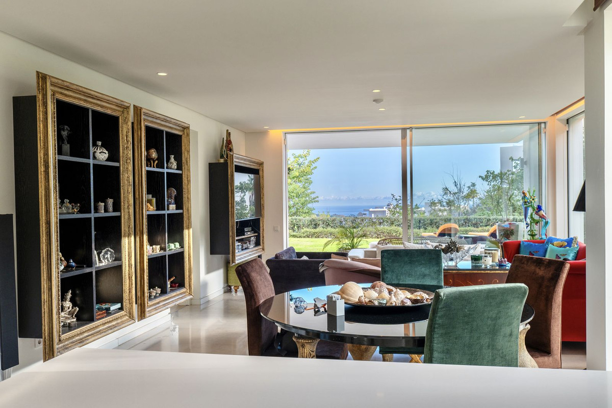 3 Bed Apartment for sale in Ojén Costa Del Sol, Málaga, Spain