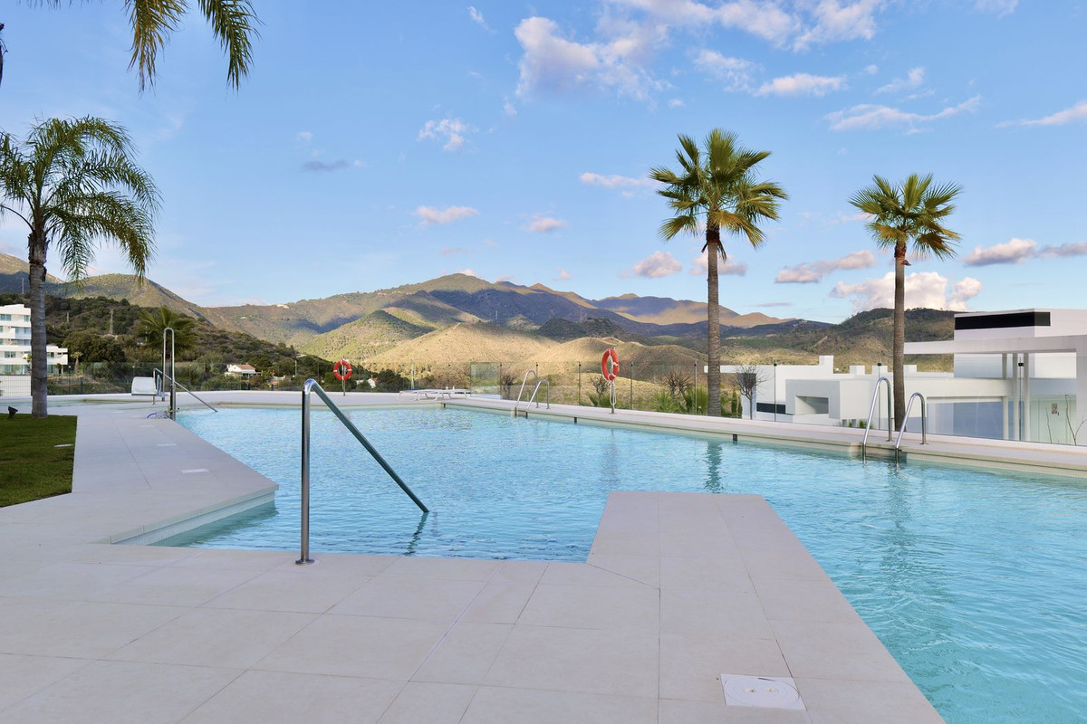 3 Bed Apartment for sale in Ojén Costa Del Sol, Málaga, Spain
